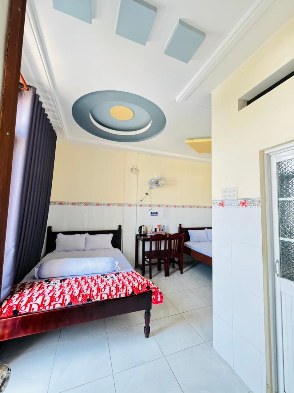 Nha Nghi Thanh Xuan- Co Cho Thue Xe May Va Xuat Hoa Don Ap Dong An Extérieur photo
